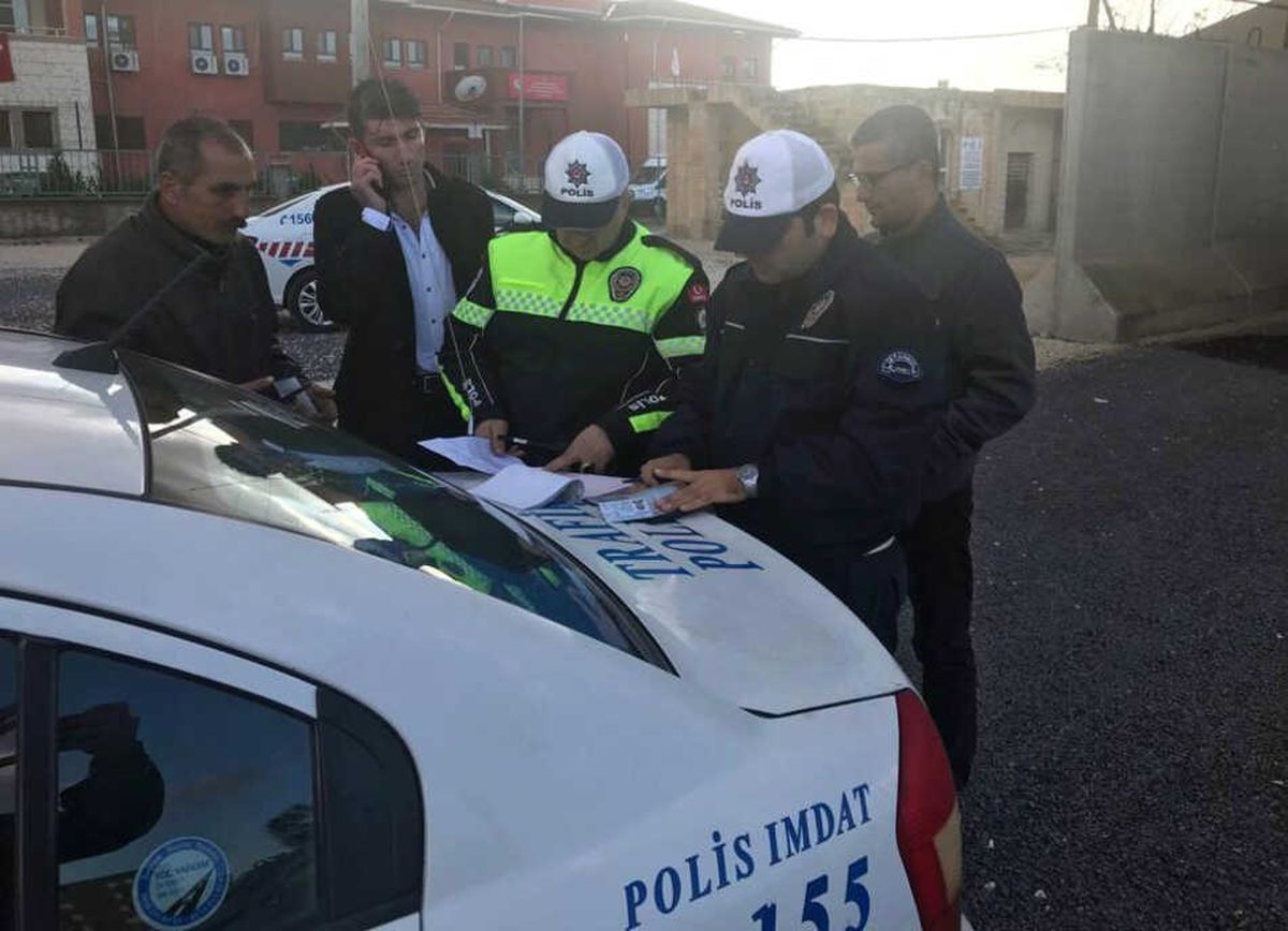 Kırmızı Işık İhlali Yapan Araçlara Ceza