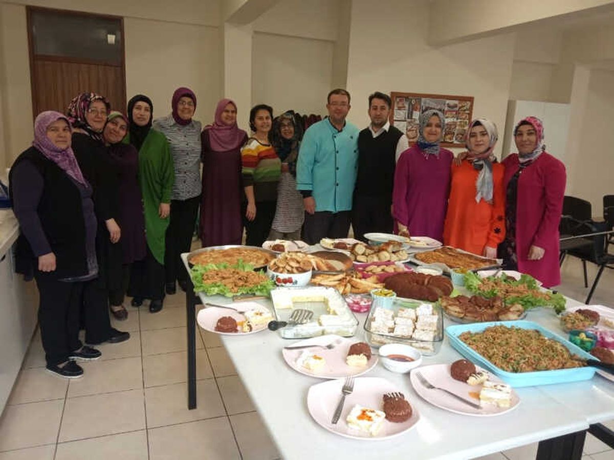 Kütahya\'da Aşçı Çırağı Kursu