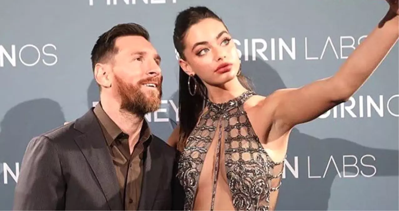 Model Yael Shelbia ile Bir Araya Gelen Messi\'nin Utangaç Hali Gözlerden Kaçmadı