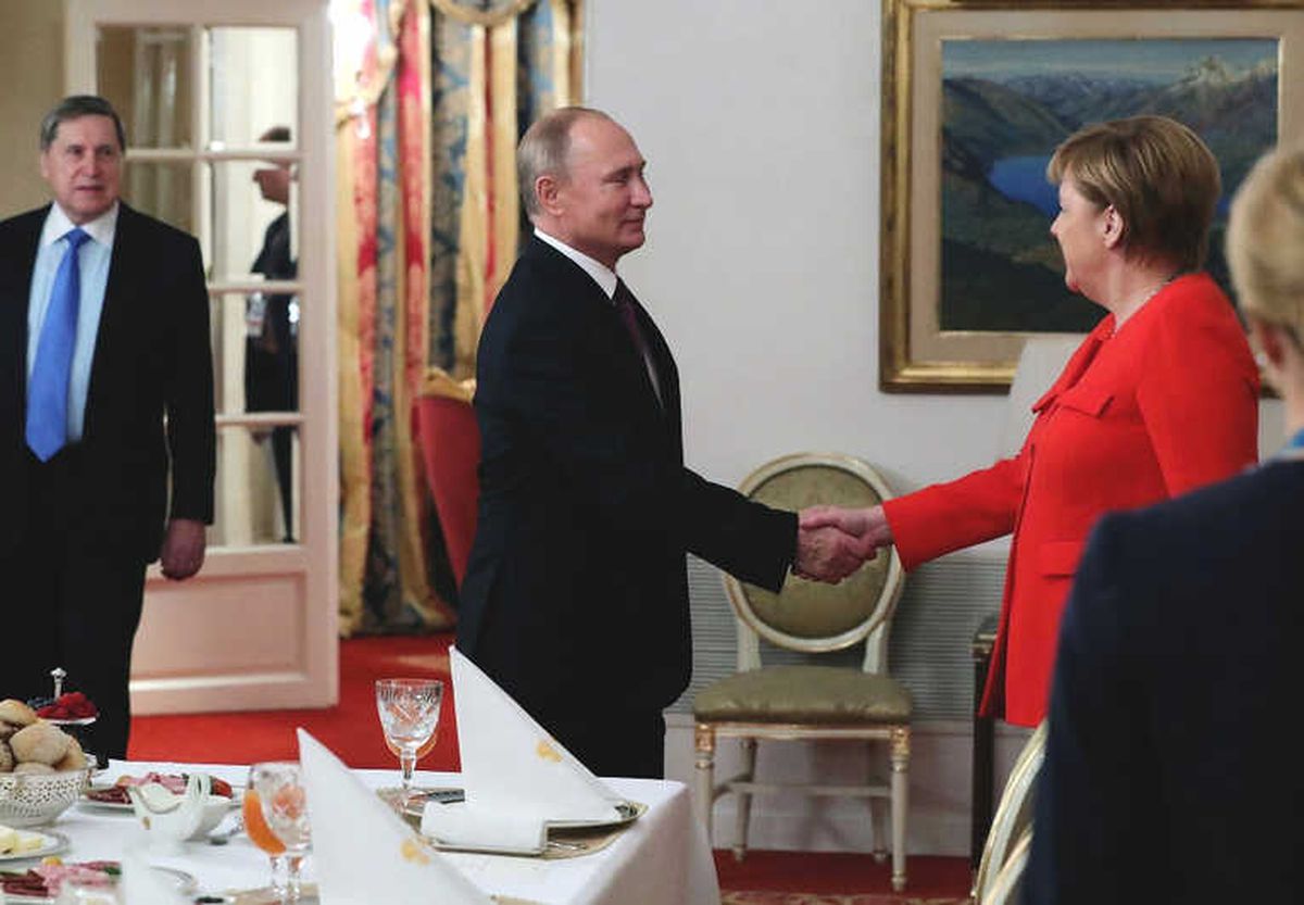 Putin Kerç Krizi İçin Merkel\'le Anlaştı
