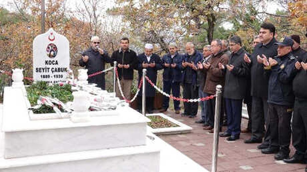 Seyit Onbaşı, Ölüm Yıl Dönümünde Mezarı Başında Anıldı