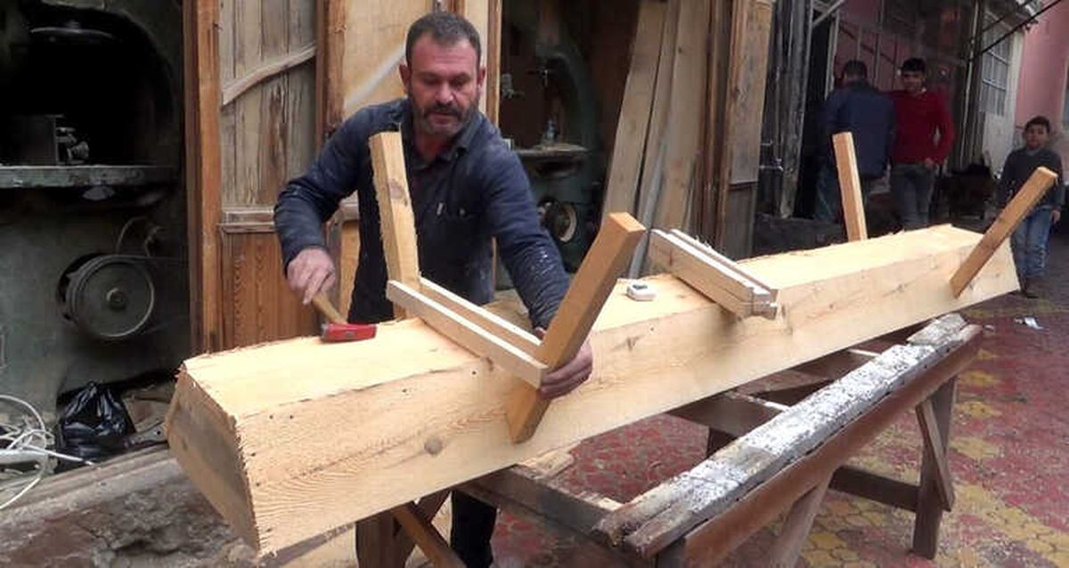 Siirt\'te Marangozlarda Hayvan Yemliği Yoğunluğu