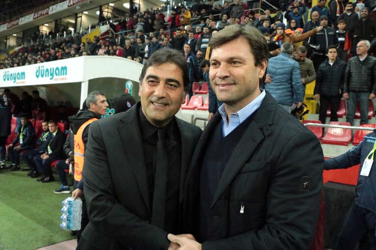 Spor Toto Süper Lig: Kayserispor: 0 - Trabzonspor: 0 (İlk Yarı)