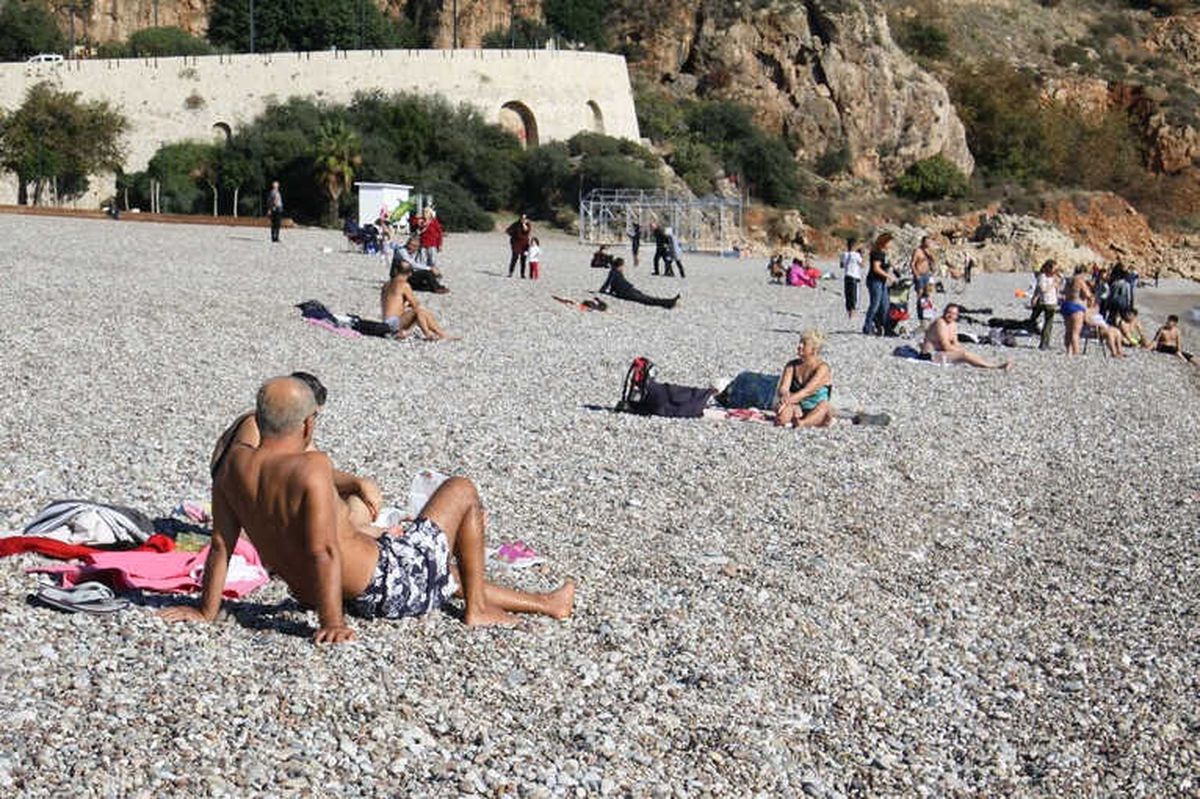 Torosların Zirvesinde Kar, Altında Deniz Keyfi