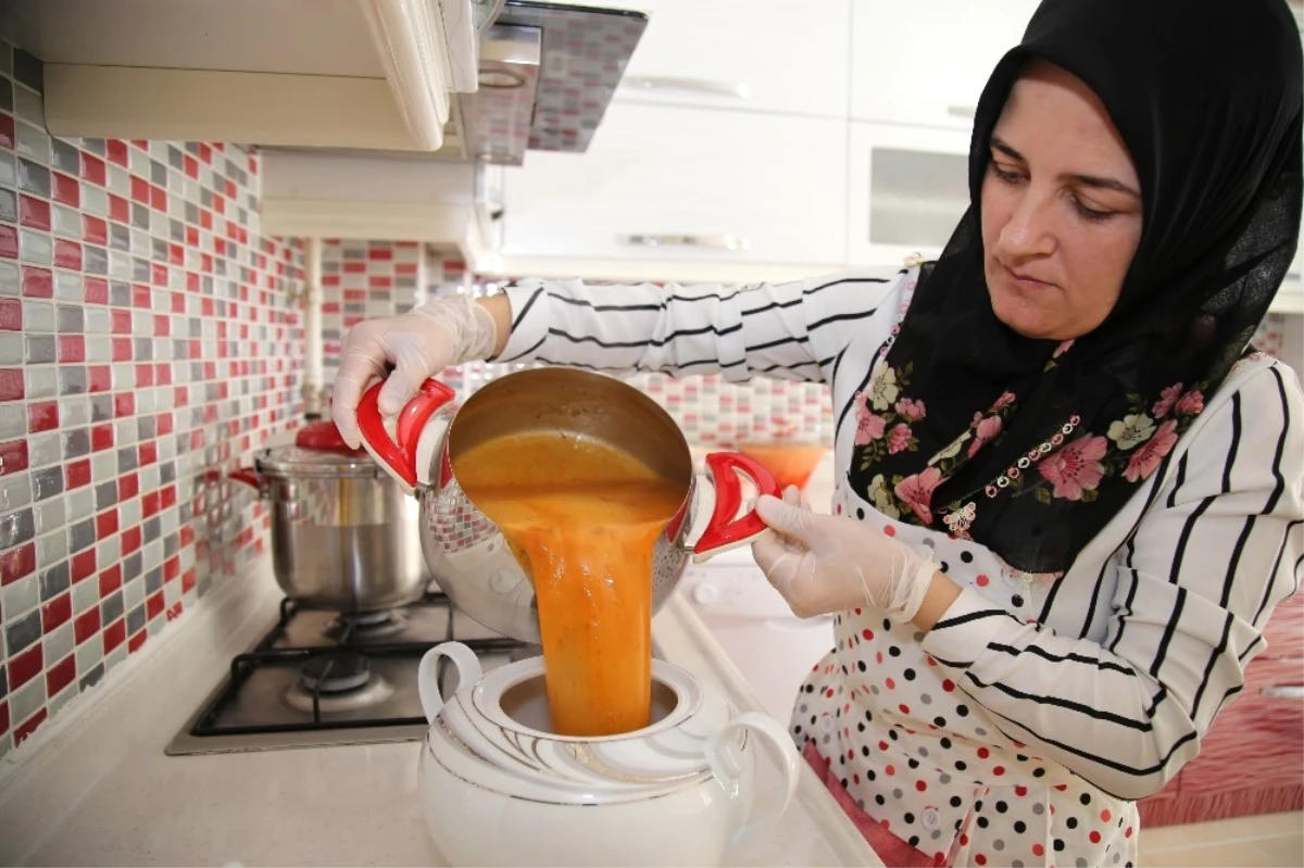 Türk Mutfağının Geleneksel Tadı Tarhana Asırlardır Cazibesini Koruyor