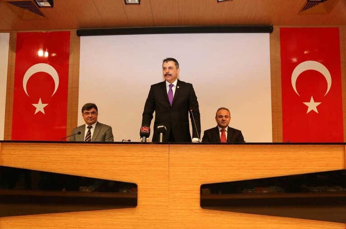 Vali Çiftçi, Muhtarla Bir Araya Geldi