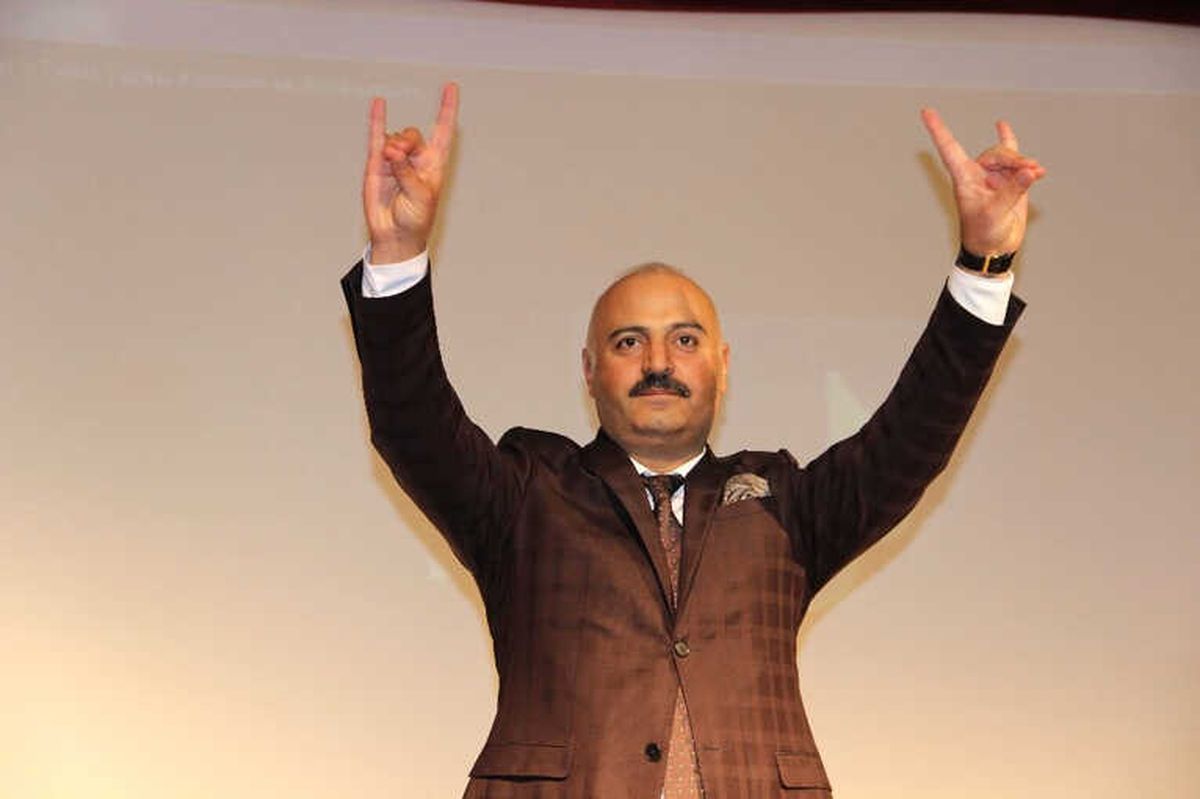 Ak Partili Siyasetçi MHP\'den Aday Adayı Oldu