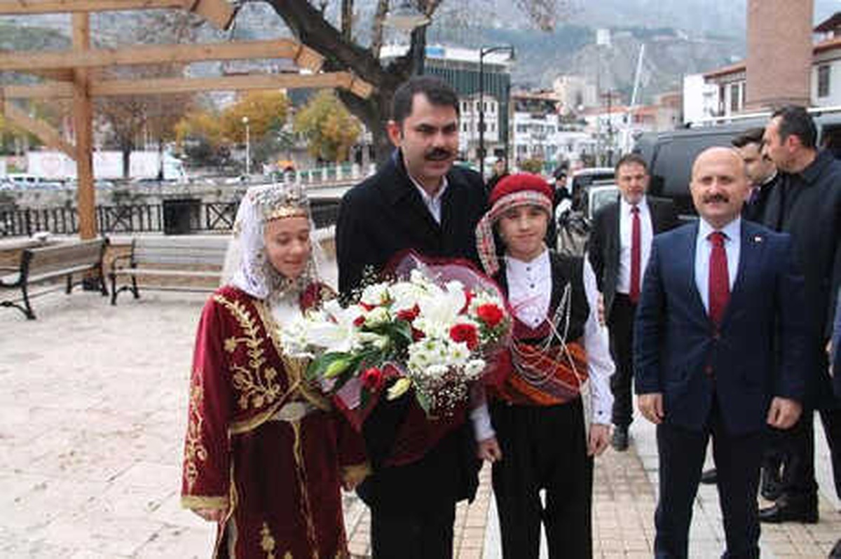 Bakan Kurum: Yeşilırmak\'ta Balıklar, Debi Düşüklüğü ve Oksijenin Azalmasından Ölüyor