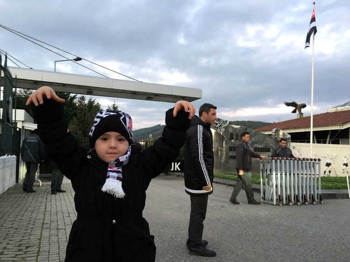 Beşiktaş, Tesislerden Ayrıldı