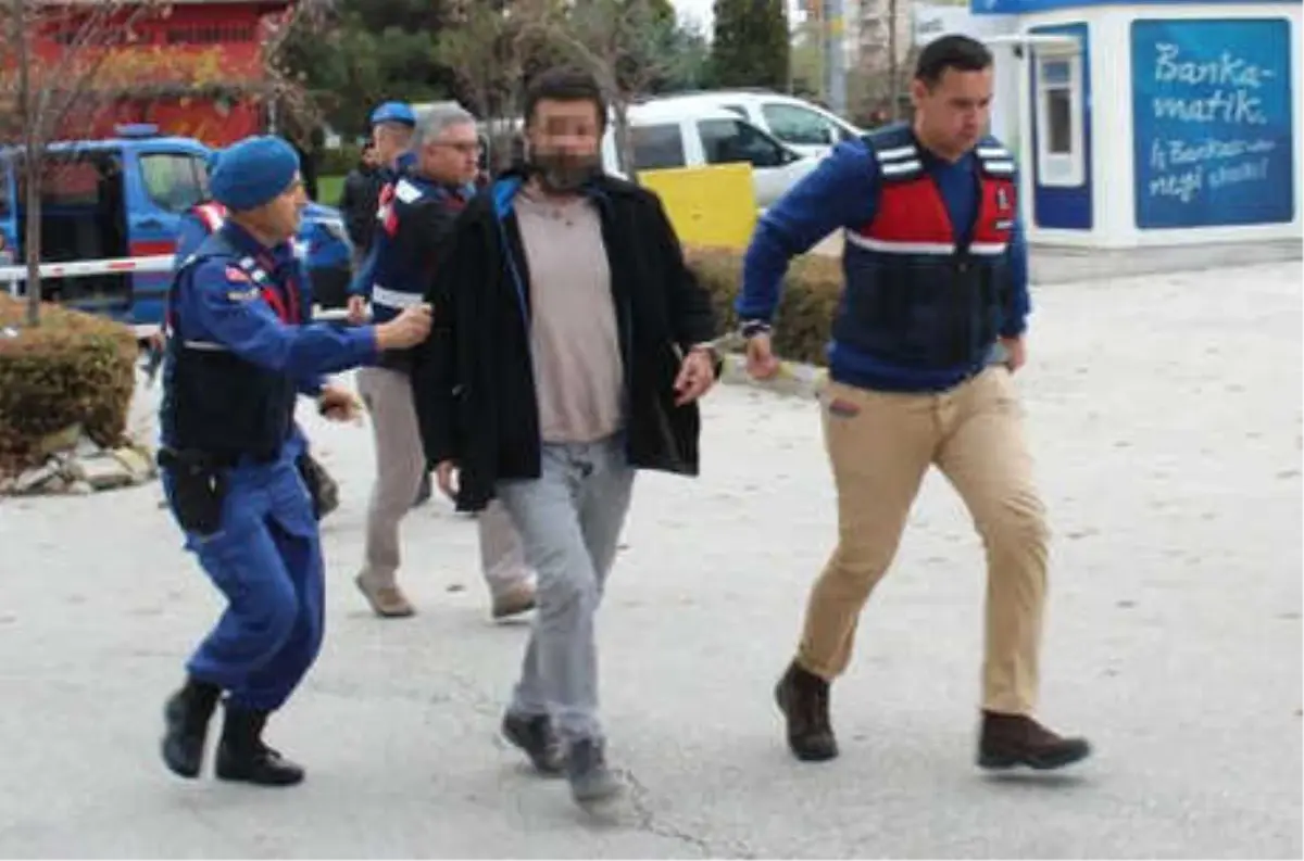 Büfeci Cinayetinde 2 Şüpheli Adliyede