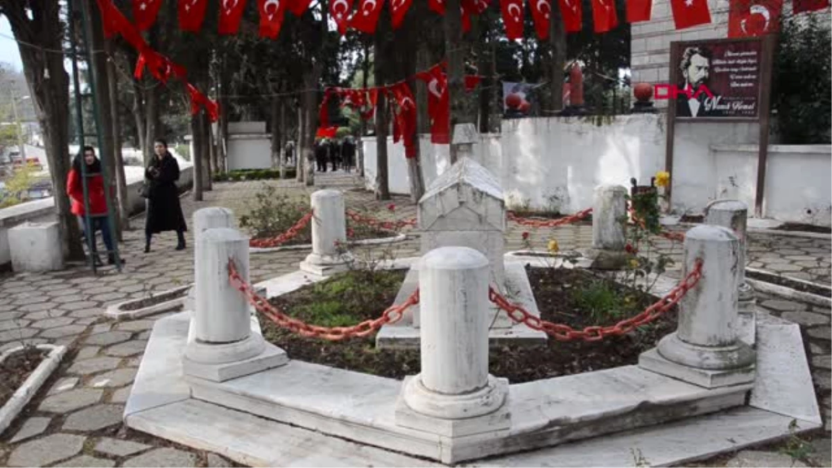 Çanakkale Namık Kemal, Mezarı Başında Anıldı