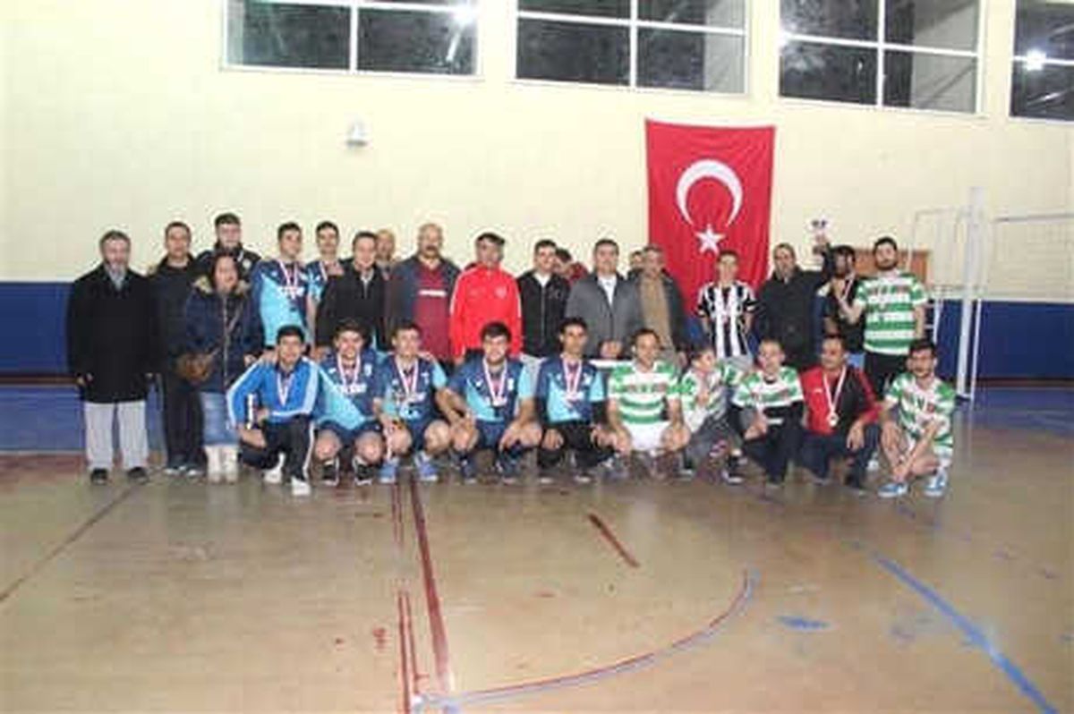 Çıldır\'da Voleybol Turnuvası Sona Erdi