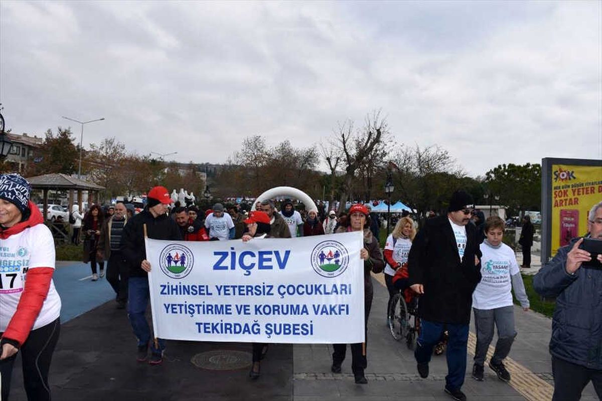Engellilerden "Engelsiz" Yaşam Yürüyüşü