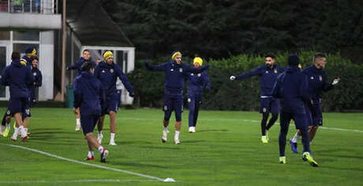 Fenerbahçe\'de Kasımpaşa Hazırlıkları Sona Erdi