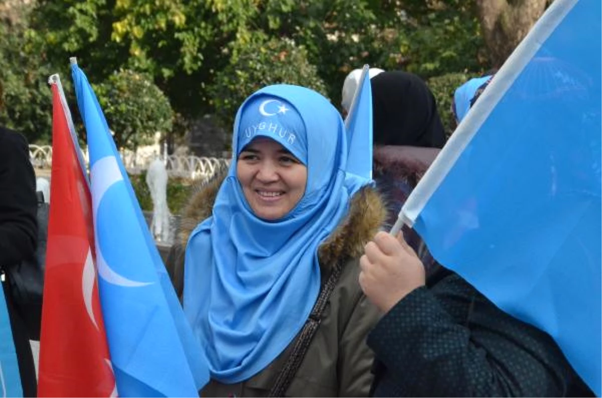 İyi Parti İstanbul İl Başkanlığı\'ndan Doğu Türkistanlılar\'a Destek Eylemi