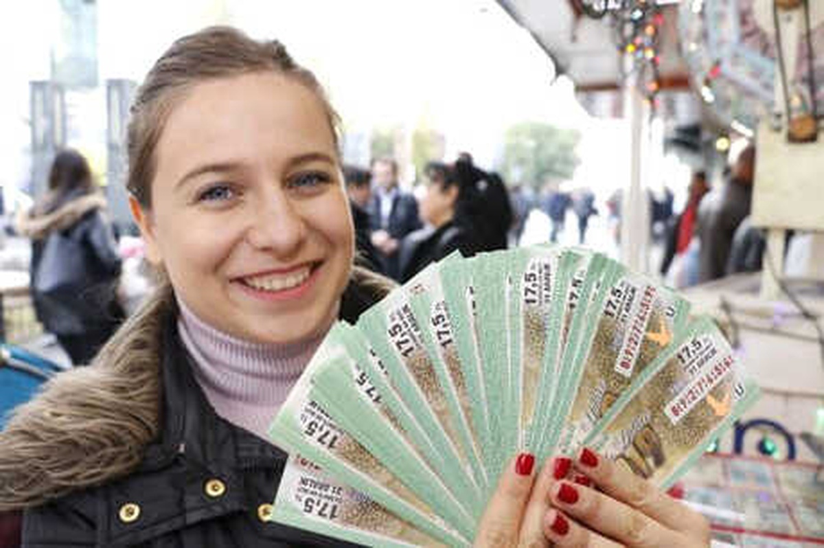 Milli Piyango Biletleri Satışa Çıktı, Antalyalılar Bayilere Koştu