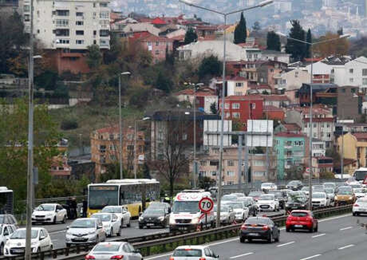 15 Temmuz Şehitler Köprüsü\'nde Kaza: 1 Yaralı