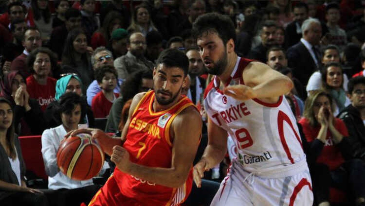 A Milli Erkek Basketbol Takımı, İspanya\'yı 71-67 Mağlup Etti