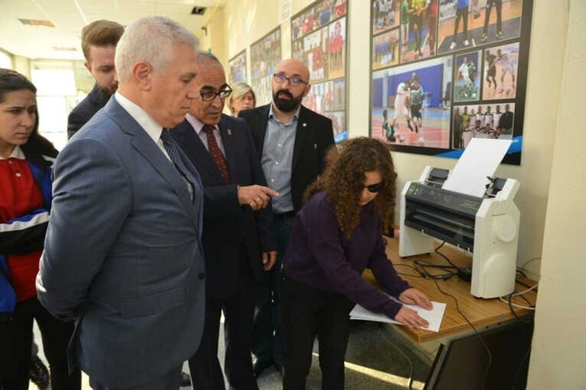 Bozbey: "Yaşamı Engellilerle Ortak Paylaşmalıyız"