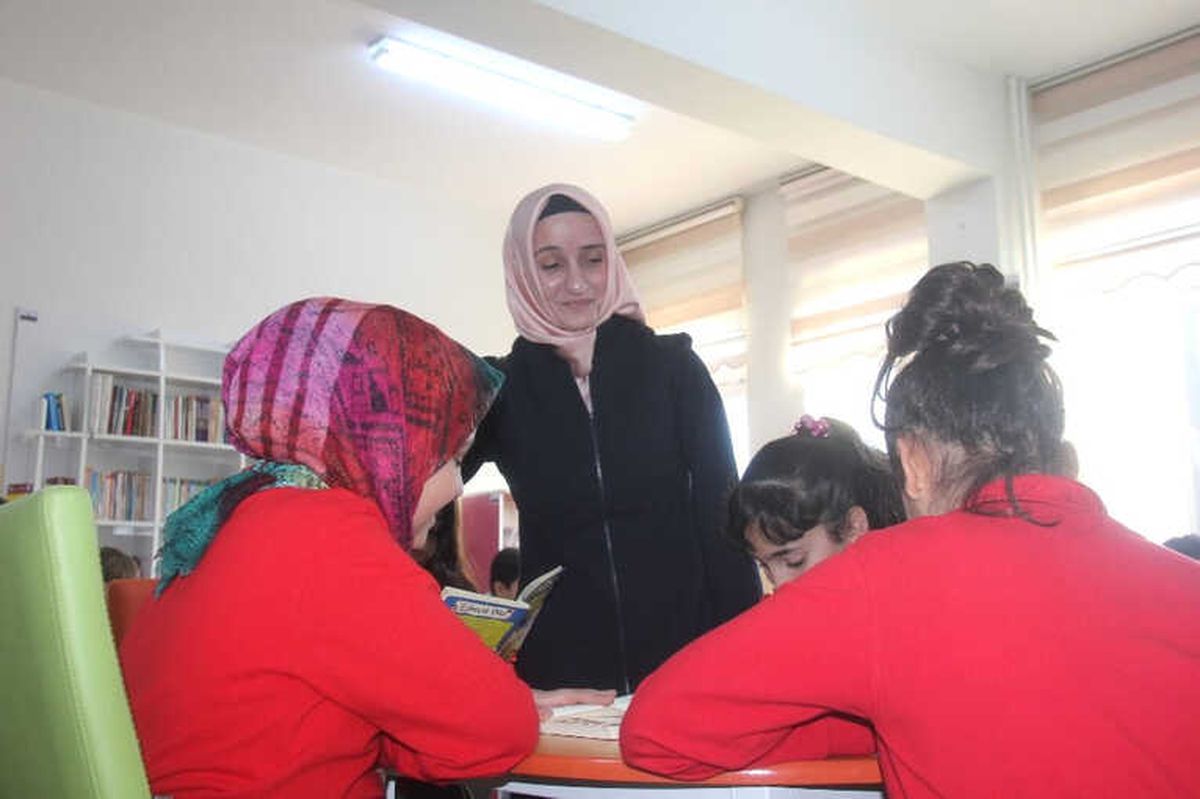 Elleri ve Bacakları Engel Olmadı, 4 Üniversite Bitirdi, Memur Oldu