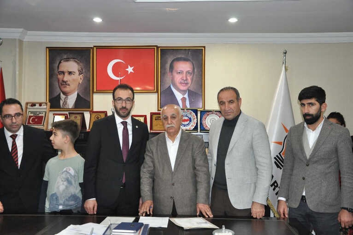 Eski CHP Şırnak İl Başkanı AK Parti\'ye Geçti