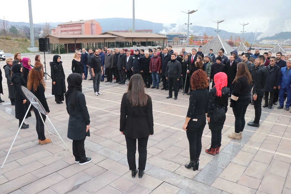 Karabük\'te 3 Aralık Dünya Engelliler Günü İçin Tören Düzenlendi