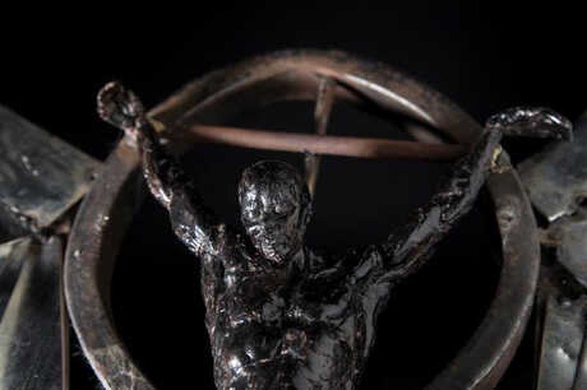 Karma Metal Heykel Sergisi Açıldı