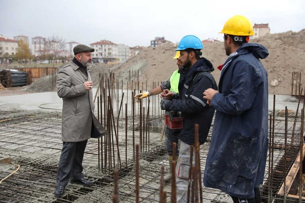 Kocasinan Yunus Emre\'de Kentsel Dönüşüm Rüzgarı Esiyor