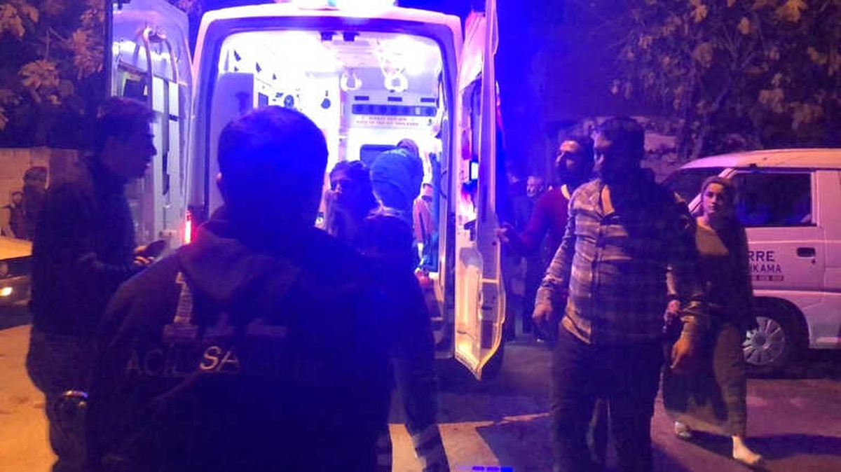Motosiklet ile Otomobil Çarpıştı: 2 Yaralı