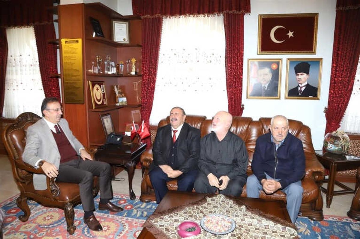 Seçen, "Gönüllerdeki Engelleri Kaldırdık"