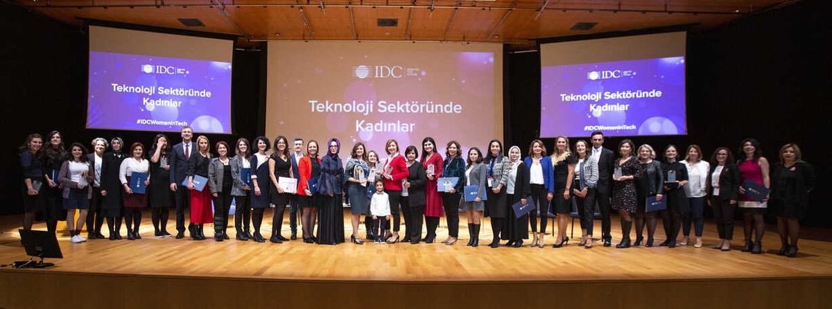 \'\'Teknoloji Sektöründe Kadınlar\'\' Konferansı 28 Kasım\'da Gerçekleşti!