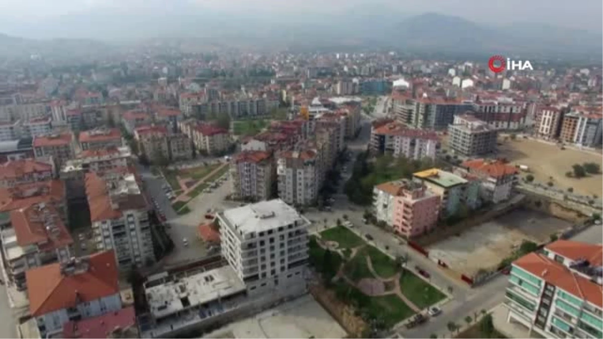Alaşehir\'de Doğalgaz İçin İlk Kazma Vuruldu