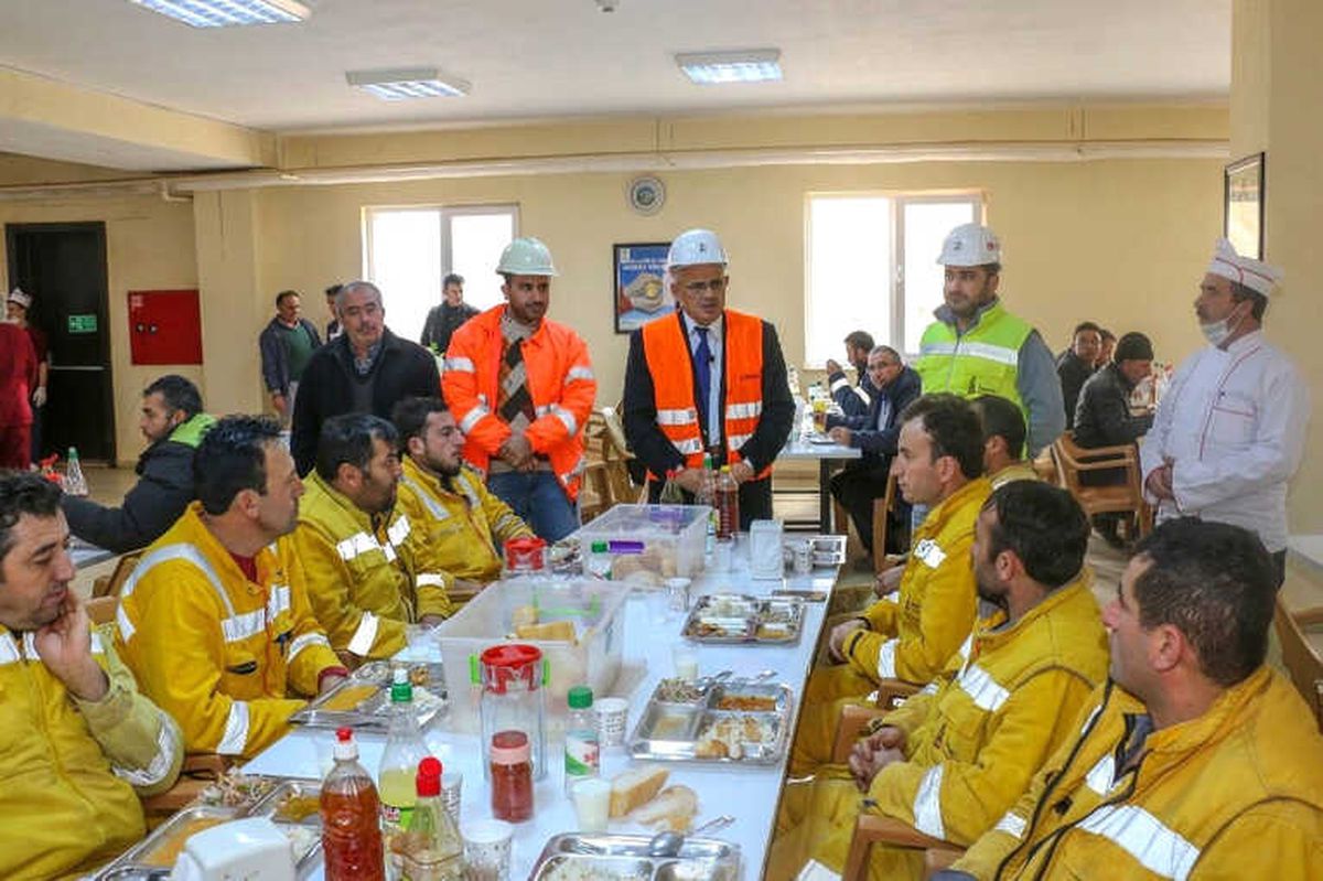 Başkan Öztürk 4 Aralık Madenciler Günü\'nü Kutladı