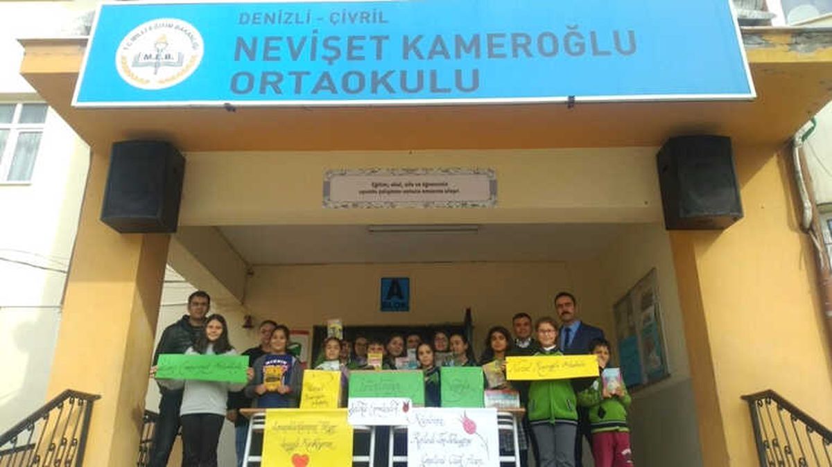 Çivril\'den Silopi\'ye \'Kitap Köprüsü\'