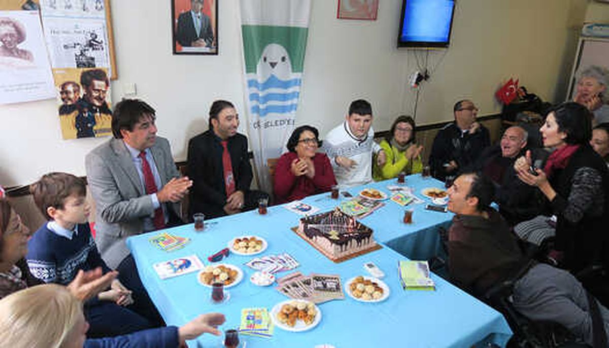 Engeller, Dayanışma İle Aşılır