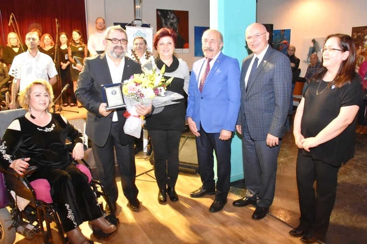 Engelsiz Yaşam Korosu Konseri İlgiyle İzlendi