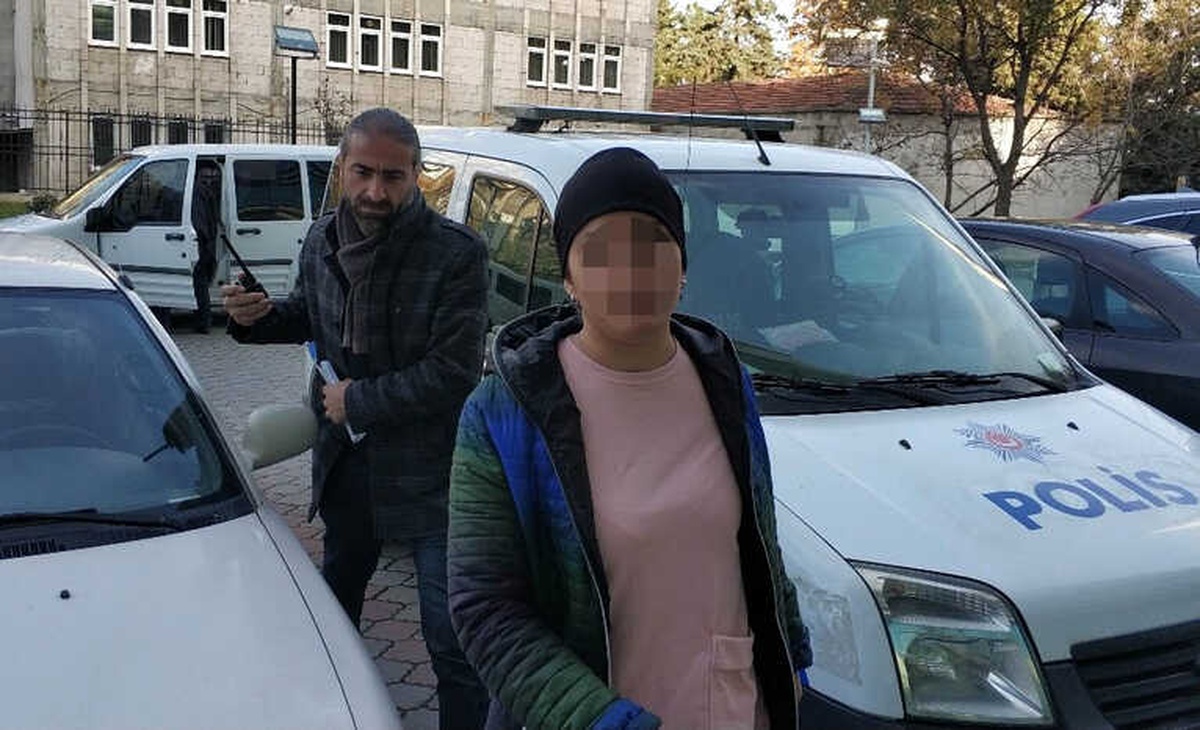 Hırsızlık Suçundan Hapis Cezası Bulunan Kadın Tutuklandı