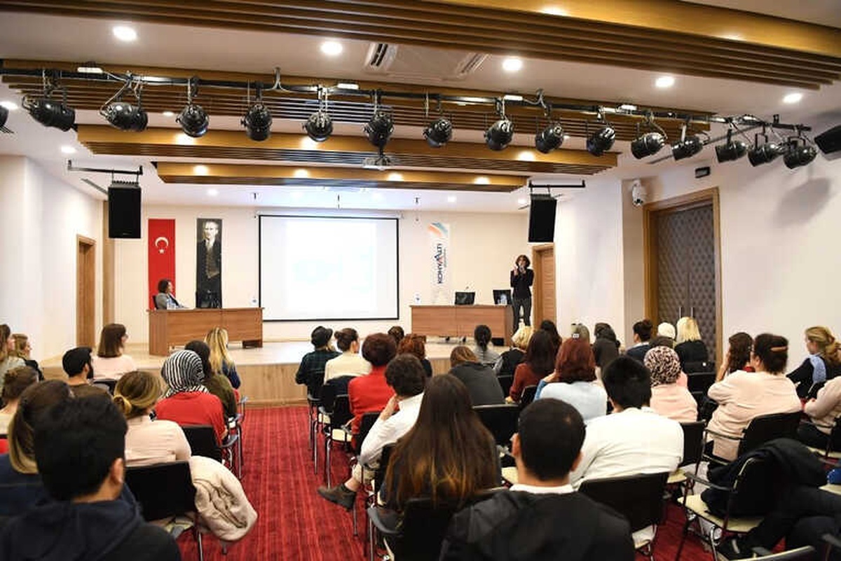 Konyaaltı Belediyesi "Çocuk İstismarına" Dikkat Çekti
