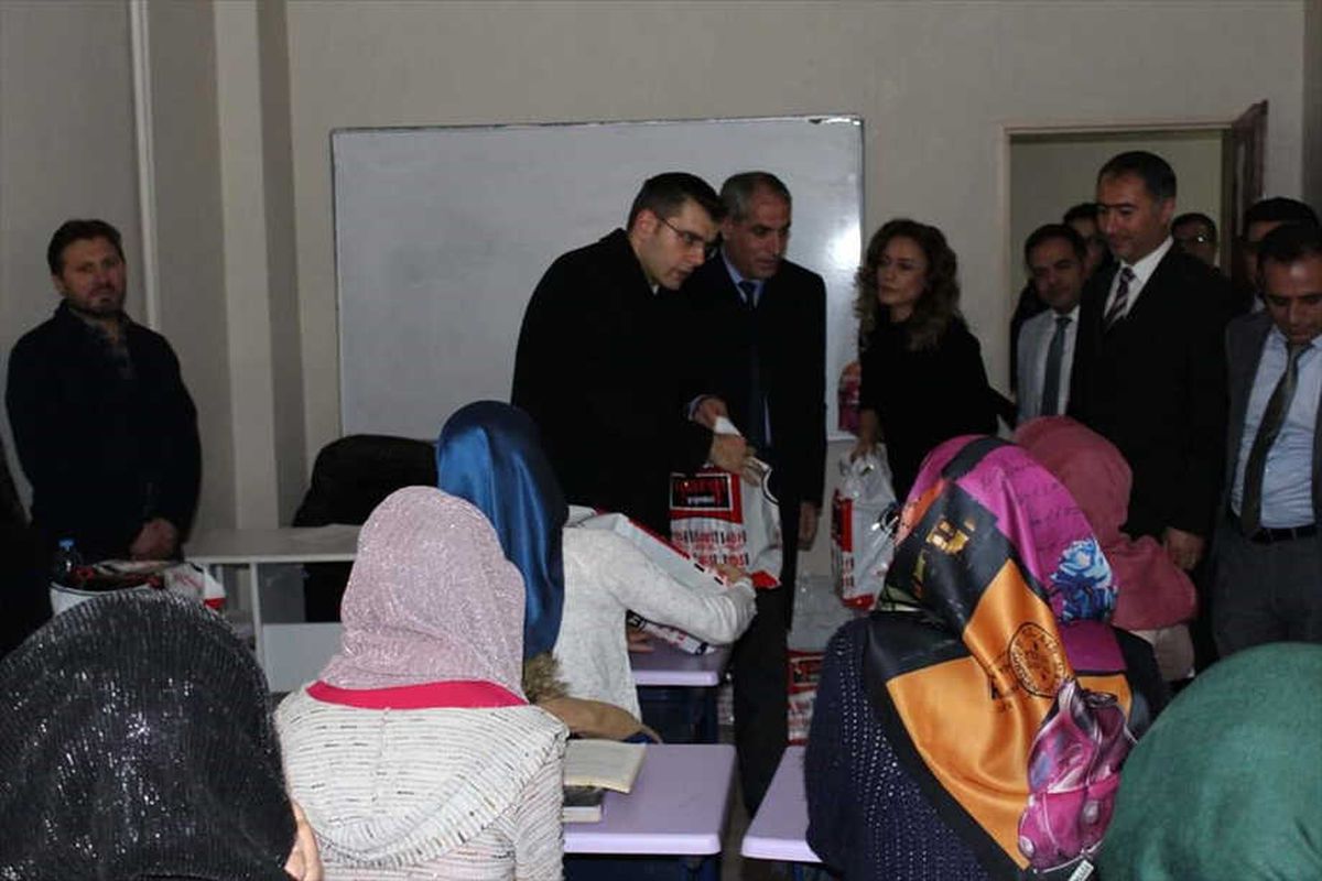 Öğrencilere Kitap Desteği