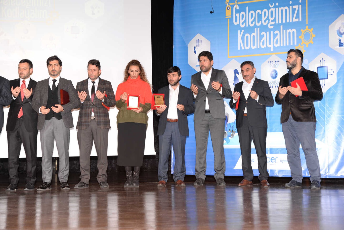 Okullara Tekno Gelişim Merkezi Geliyor