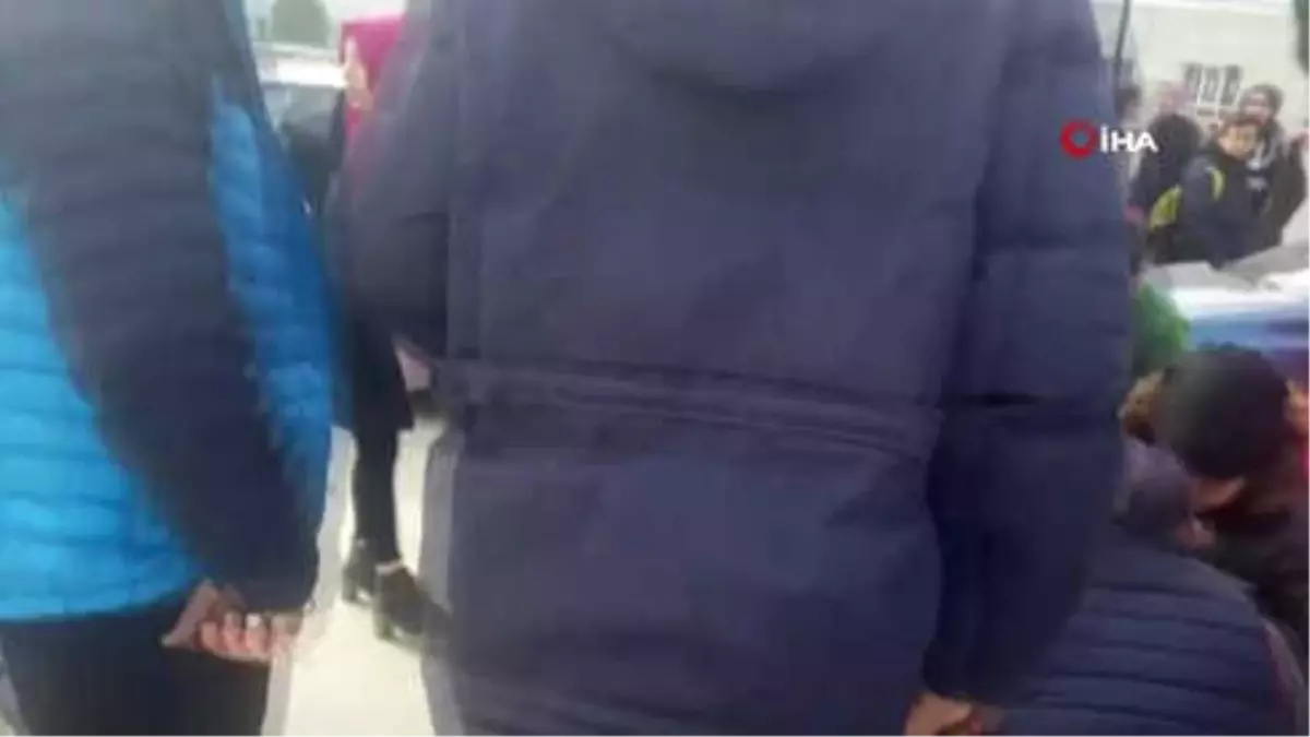 Şarjlı Bisiklet Devrildi, Yaralı Arkadaşını Bırakıp Kayıplara Karıştı