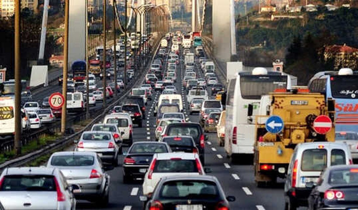 Trafikteki taşıt sayısı 600 bin arttı