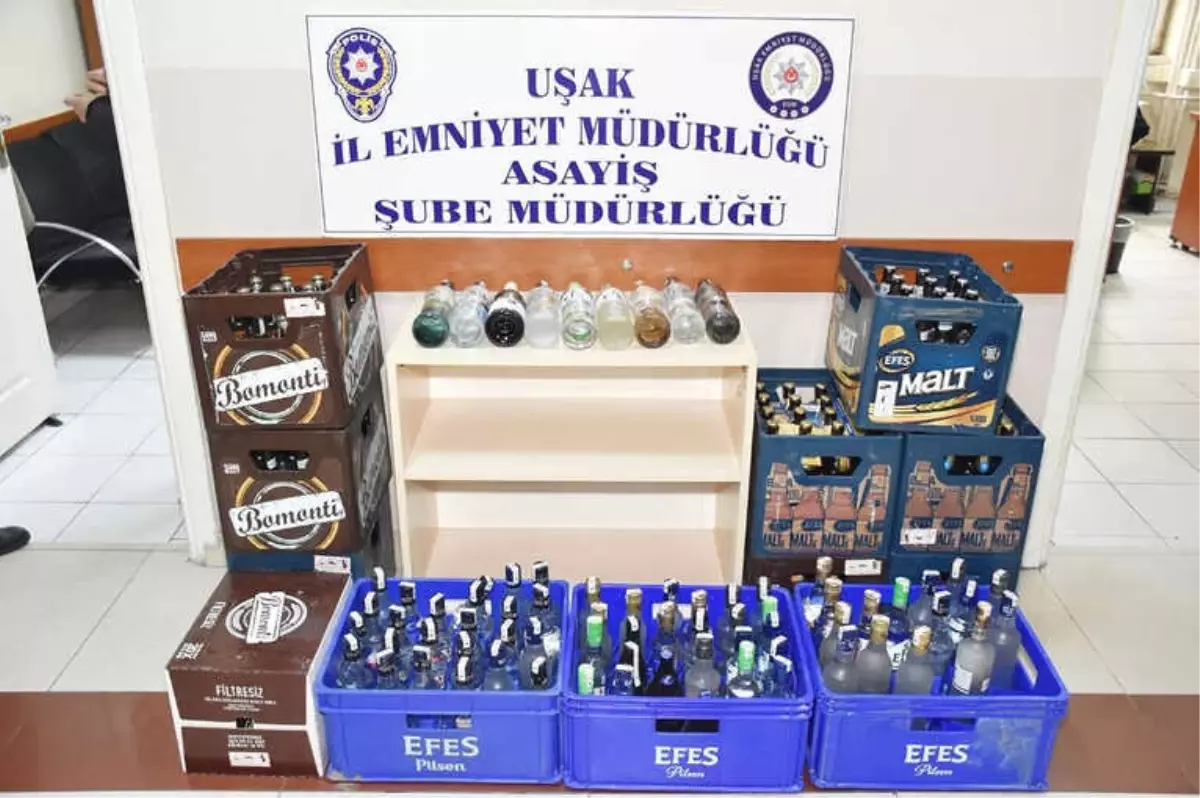 Uşak\'ta 424 Şişe Kaçak Alkollü İçki İmha Edildi