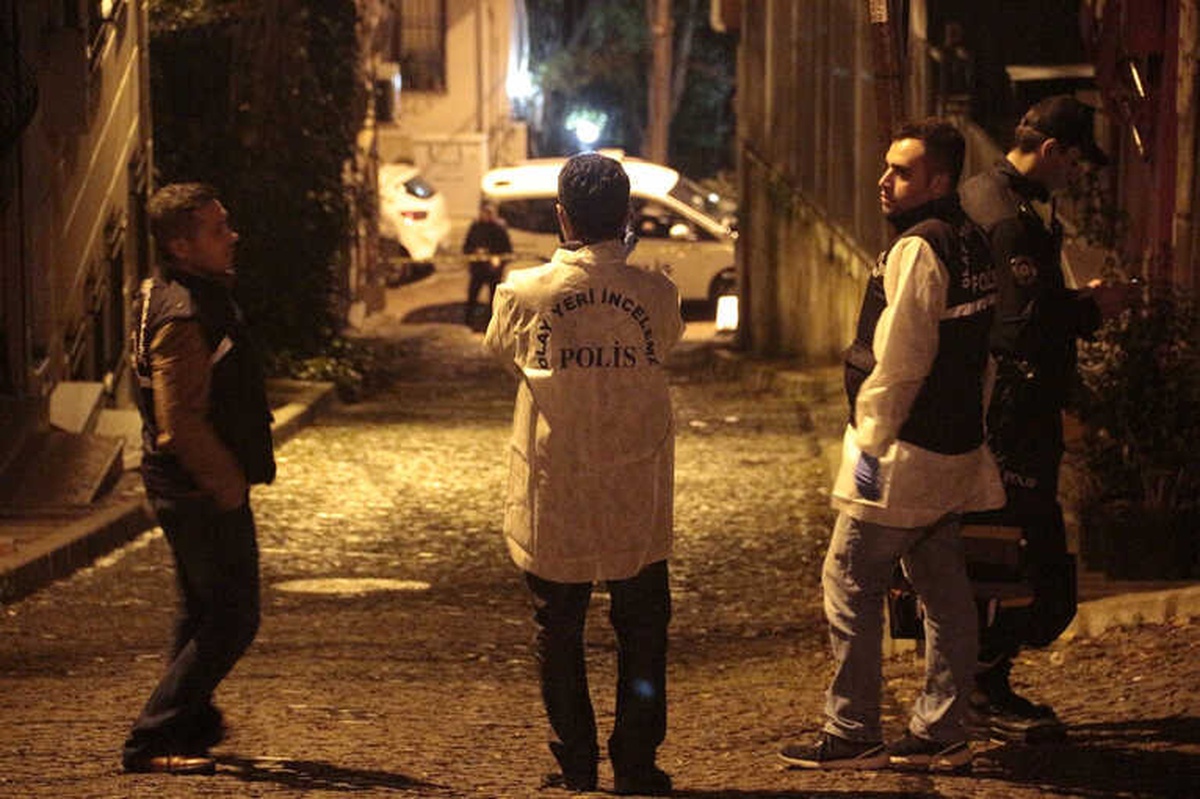 Arkadaşlar Arasındaki Kavgada Kan Aktı: 1 Ölü, 1 Yaralı