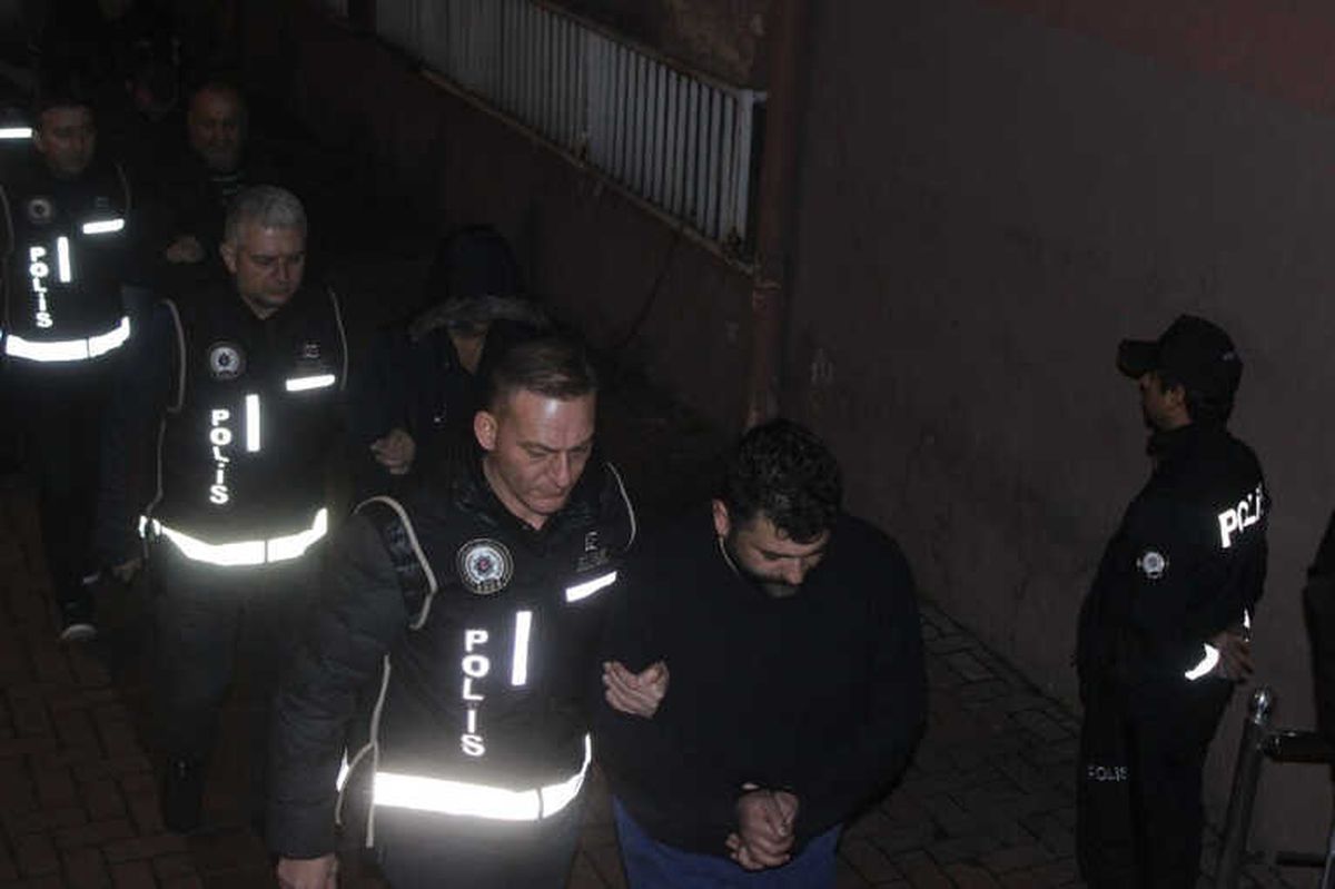 Bartın\'da 13 Kişi Suç Örgütü İddiasıyla Hakim Karşısında
