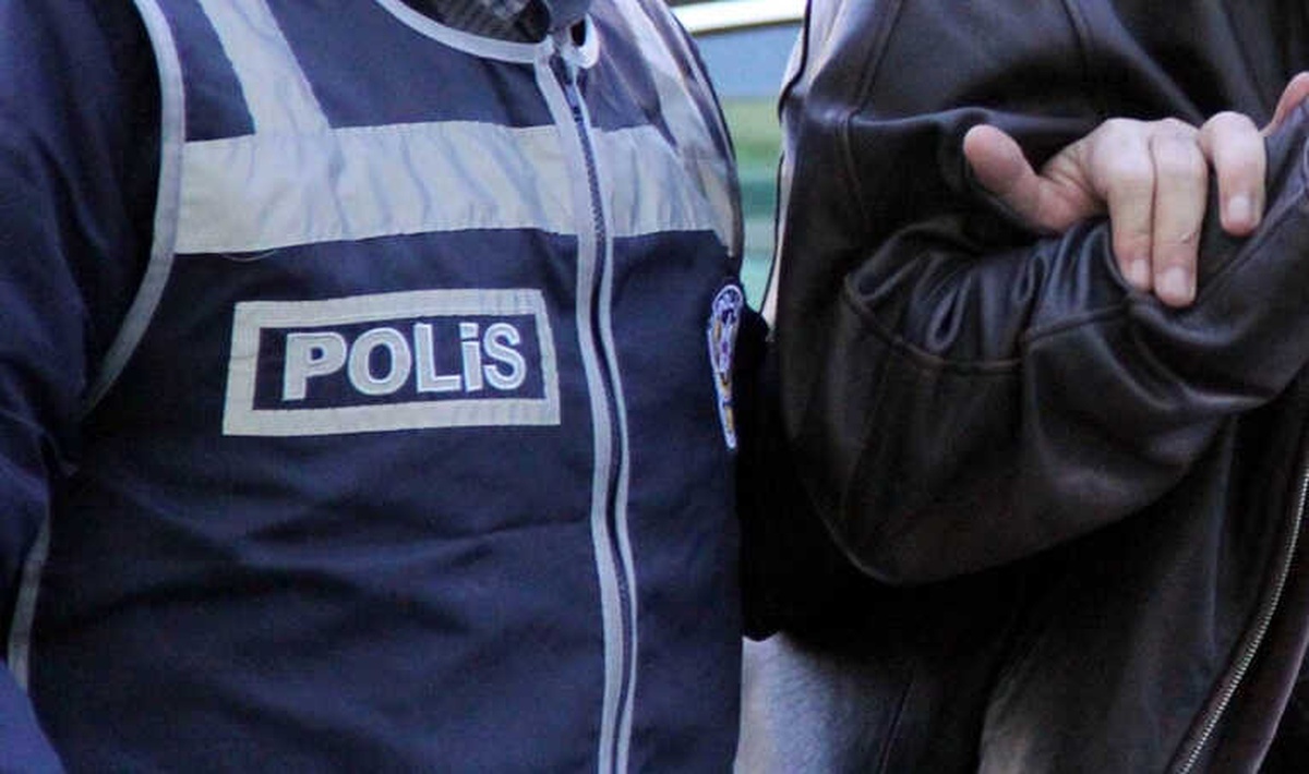 Edirne\'de İnsan Tacirlerine Operasyon: 28 Gözaltı
