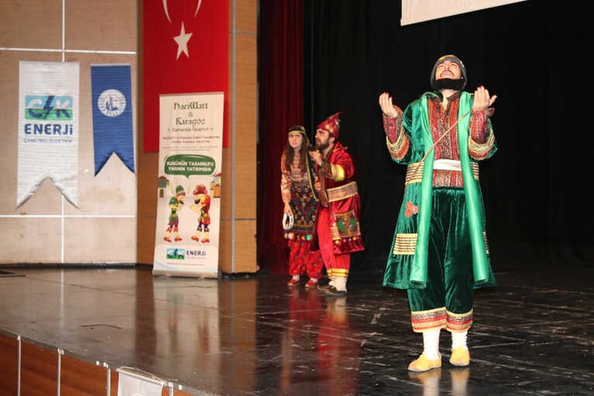 Elektik Tasarrufu \'Haciwatt ve Karagöz\' ile Anlatıldı