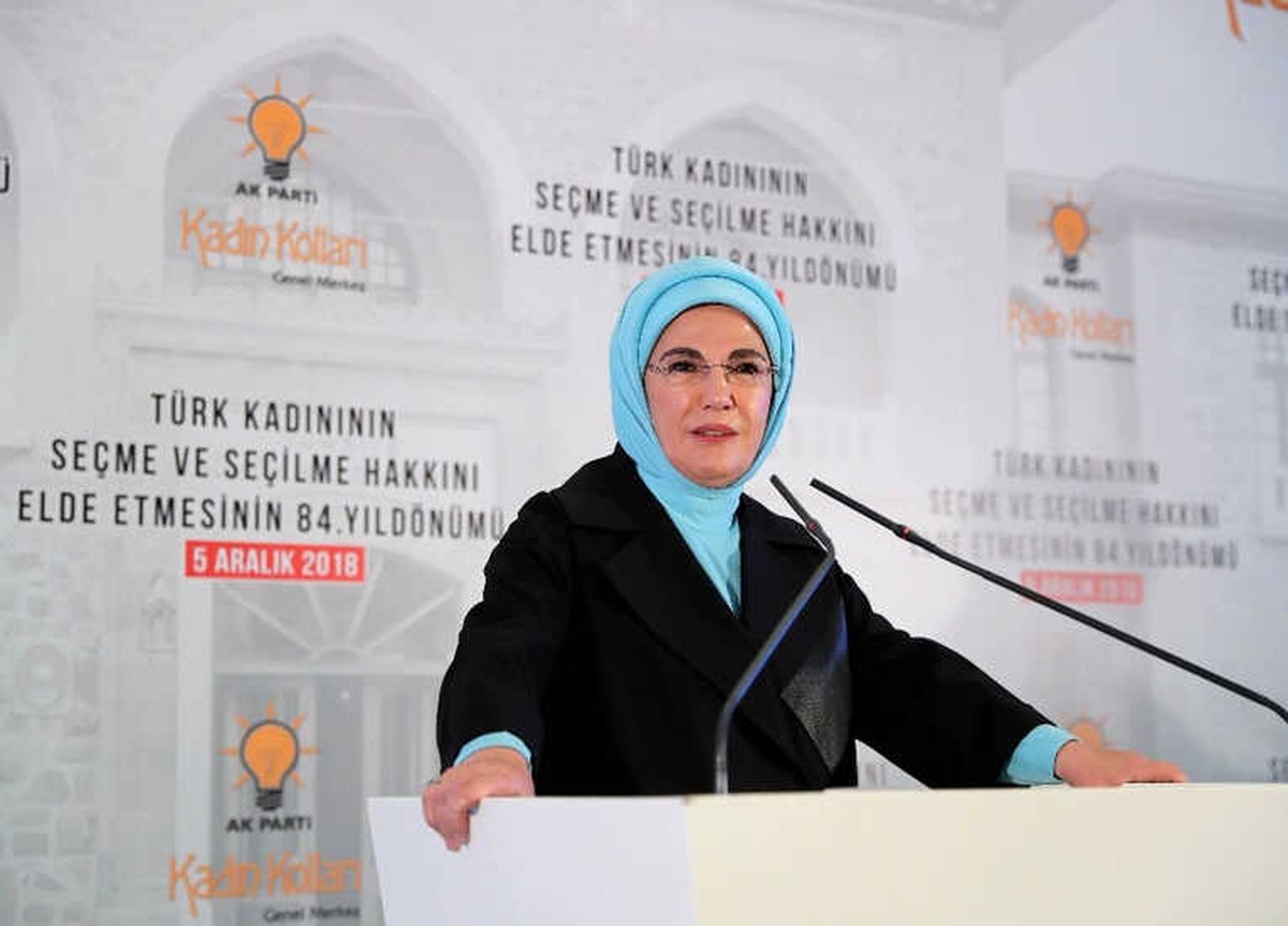 Emine Erdoğan: "Kadınlarımızın Yerel Yönetimlerde Söz Sahibi Olmasını Güçlü Bir Şekilde...