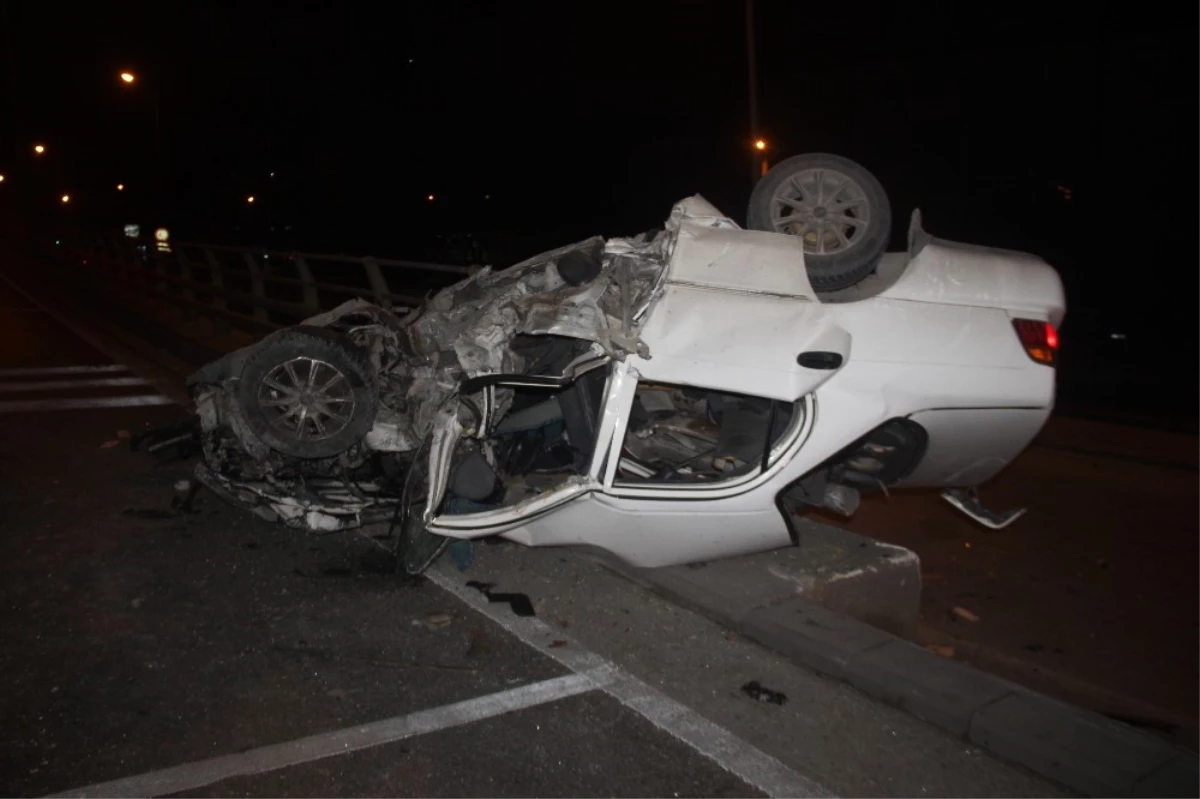 Hurdaya Dönen Otomobilin Sürücüsü Kazadan Yaralı Kurtuldu