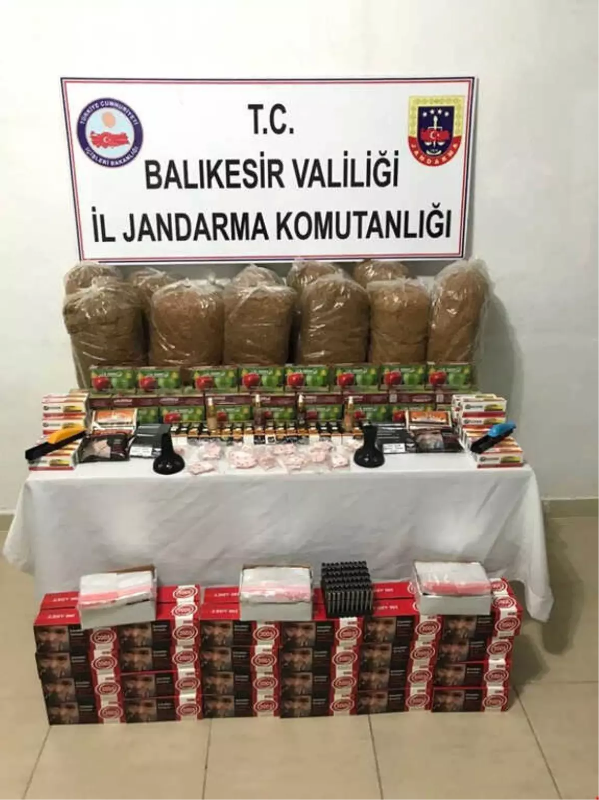 Jandarmadan Kaçak Tütün Operasyonu